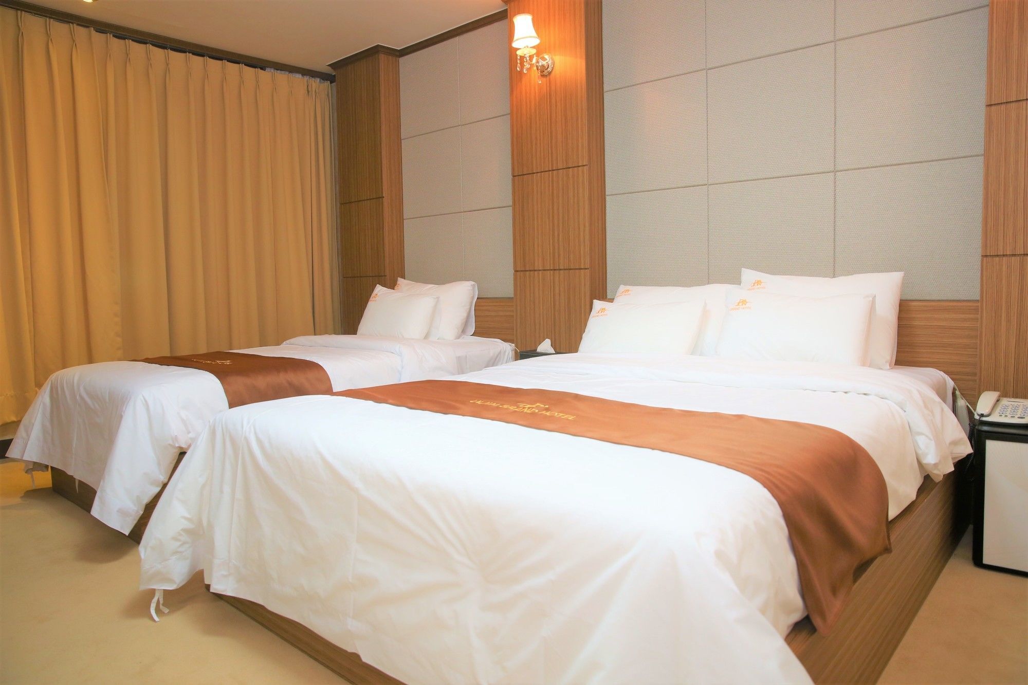 Uljin Grand Hotel Exterior photo